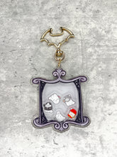 Load image into Gallery viewer, Spoopy Obake &quot;Mirror&quot; - Shaker Keychain!
